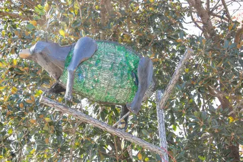 Bear sculpture